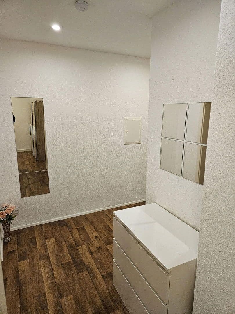 3 bedroom flat to rent, 35 m², Auf der Papenburg 11, Hanover, Lower Saxony 3 bedroom flat to rent, 35 m², Auf der Papenburg 11, Hanover, Lower Saxony