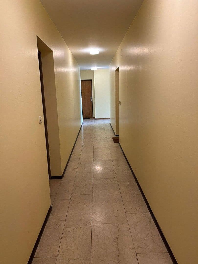 Studio flat for sale, 35 m², Schellingstrasse 139, München, Bavaria Studio flat for sale, 35 m², Schellingstrasse 139, München, Bavaria