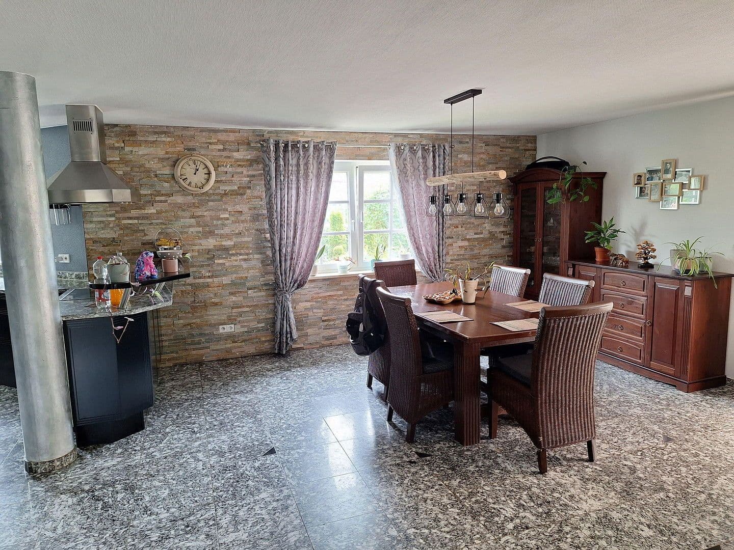 house for sale, 175 m², Krokusweg 1, Münsingen, Baden-Württemberg house for sale, 175 m², Krokusweg 1, Münsingen, Baden-Württemberg