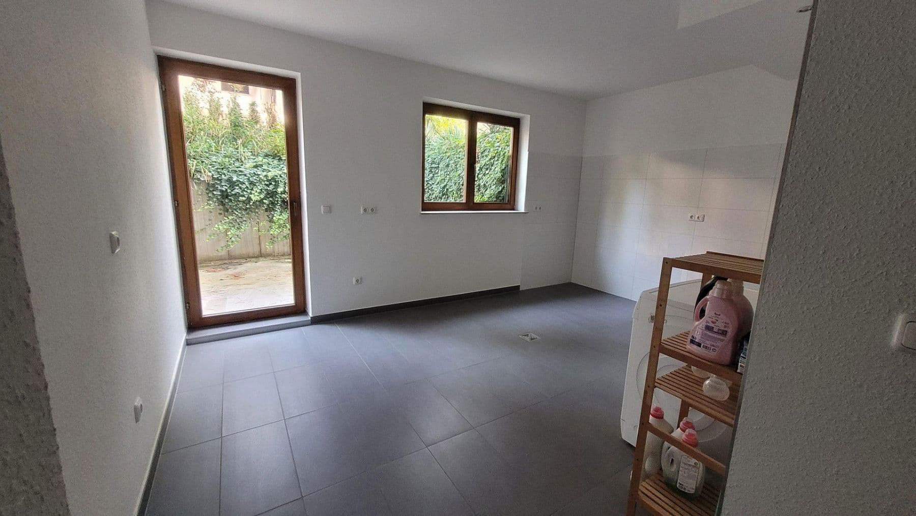 2 bedroom with open-plan kitchen flat for sale, 129 m², Am Weinfaß 60, Rüsselsheim am Main, Hesse 2 bedroom with open-plan kitchen flat for sale, 129 m², Am Weinfaß 60, Rüsselsheim am Main, Hesse