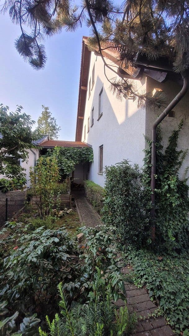 2 bedroom with open-plan kitchen flat for sale, 129 m², Am Weinfaß 60, Rüsselsheim am Main, Hesse 2 bedroom with open-plan kitchen flat for sale, 129 m², Am Weinfaß 60, Rüsselsheim am Main, Hesse