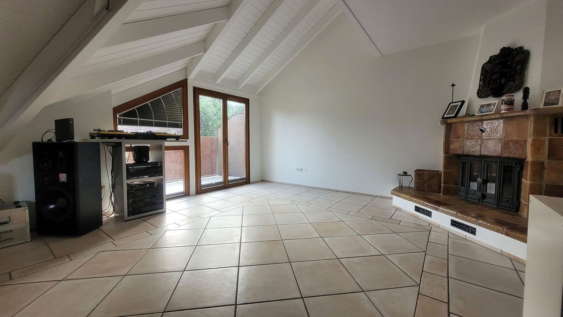 2 bedroom with open-plan kitchen flat for sale, 129 m², Am Weinfaß 60, Rüsselsheim am Main, Hesse 2 bedroom with open-plan kitchen flat for sale, 129 m², Am Weinfaß 60, Rüsselsheim am Main, Hesse