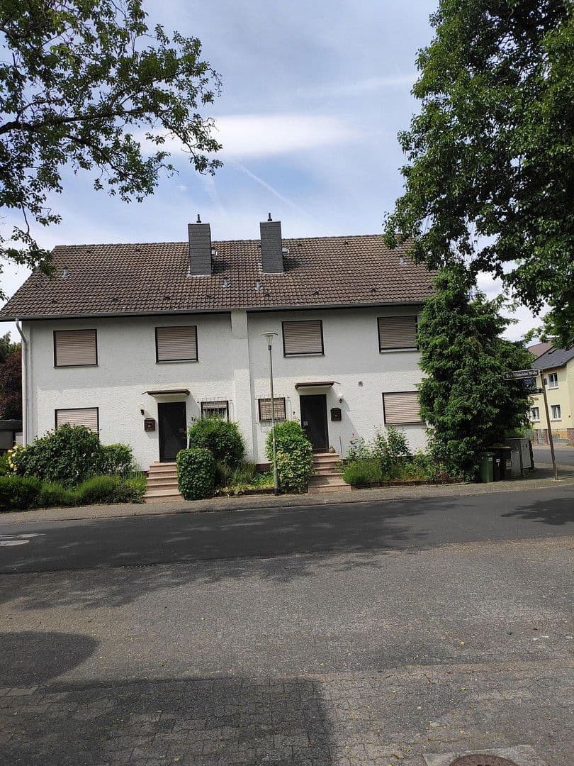 house to rent, 250 m², Offenbach-Rumpenheim, Hesse house to rent, 250 m², Offenbach-Rumpenheim, Hesse