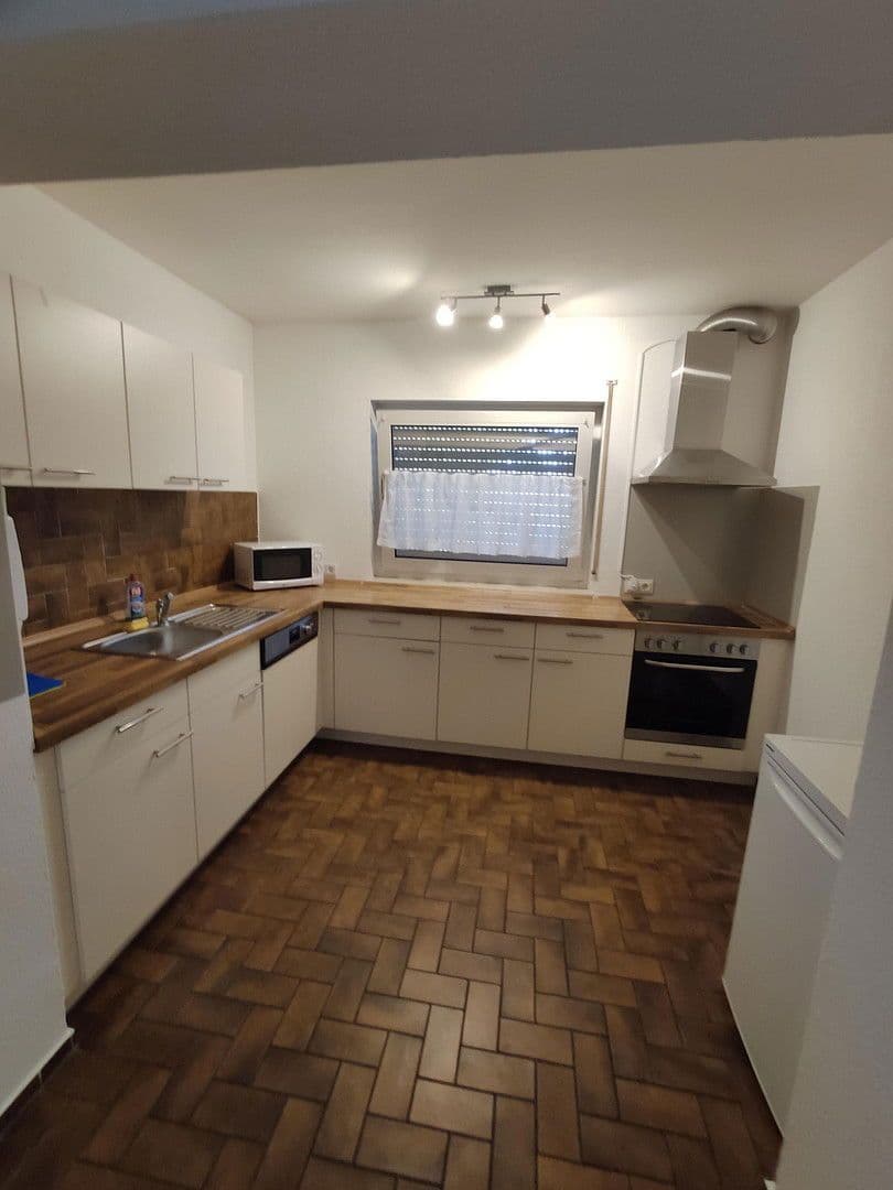 house to rent, 250 m², Offenbach-Rumpenheim, Hesse house to rent, 250 m², Offenbach-Rumpenheim, Hesse