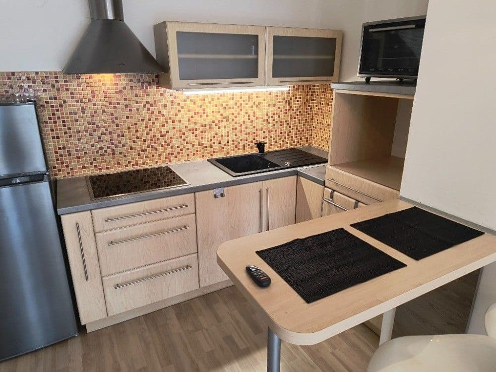 1 bedroom with open-plan kitchen flat to rent, 49 m², Handkeho, Olomouc, Olomoucký Region 1 bedroom with open-plan kitchen flat to rent, 49 m², Handkeho, Olomouc, Olomoucký Region