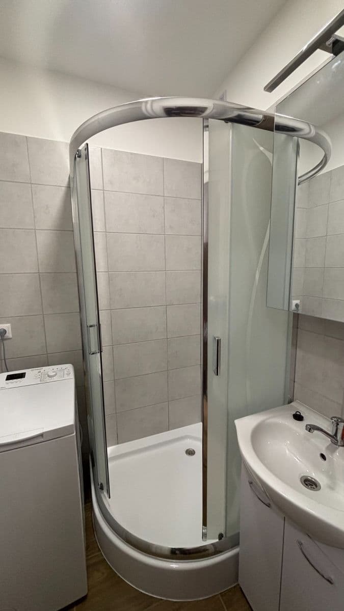 1 bedroom flat to rent, 37 m², sídl. Svobody, Prostějov, Olomoucký Region 1 bedroom flat to rent, 37 m², sídl. Svobody, Prostějov, Olomoucký Region