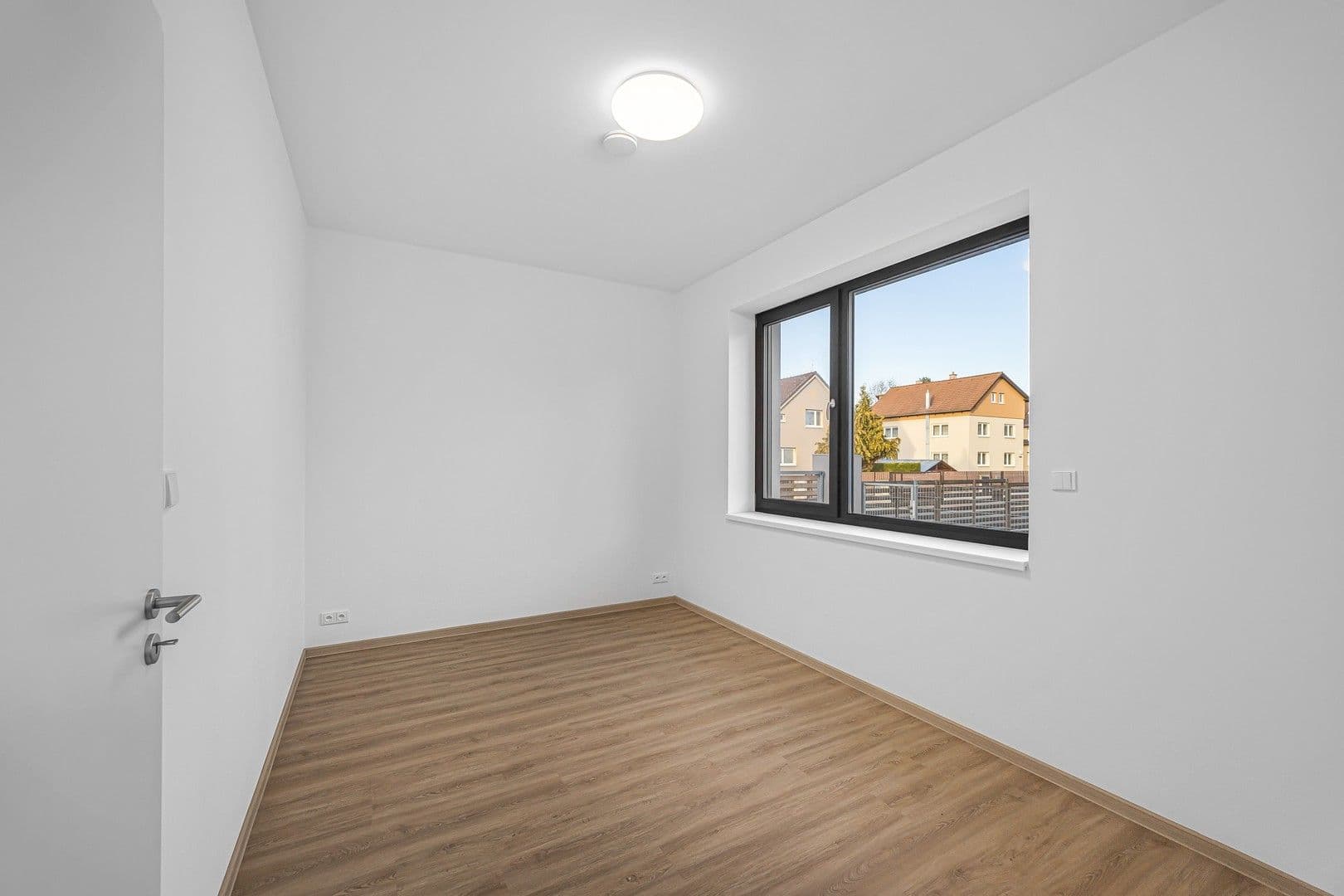 1 bedroom with open-plan kitchen flat to rent, 43 m², K dálnici, Prague, Prague 1 bedroom with open-plan kitchen flat to rent, 43 m², K dálnici, Prague, Prague