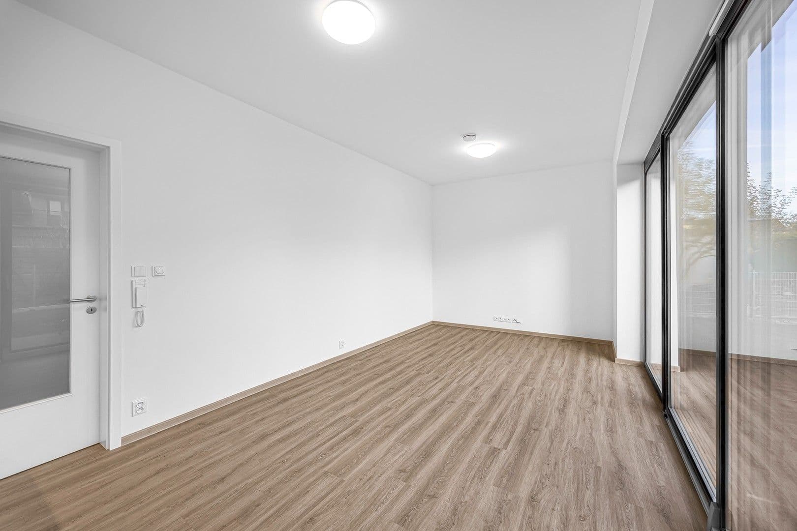 1 bedroom with open-plan kitchen flat to rent, 43 m², K dálnici, Prague, Prague 1 bedroom with open-plan kitchen flat to rent, 43 m², K dálnici, Prague, Prague
