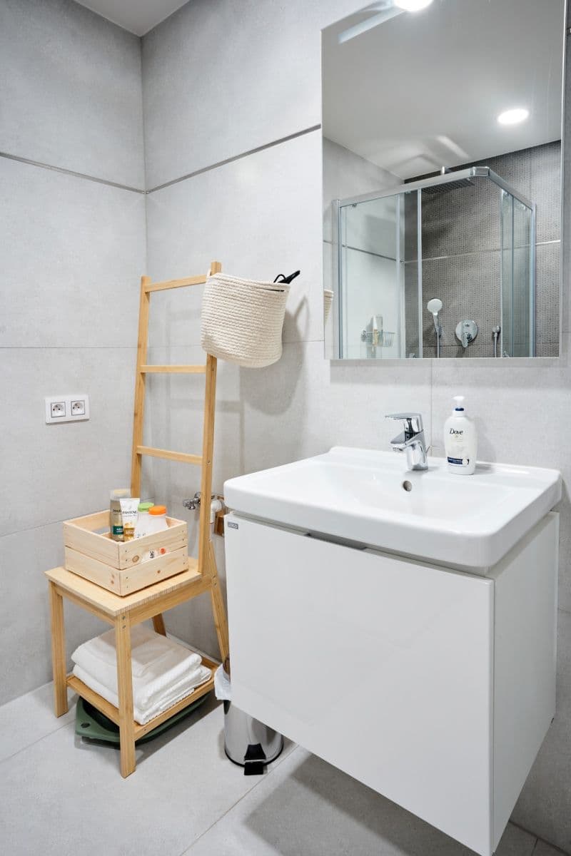 Studio flat to rent, 36 m², Šrámkové, Prague, Prague Studio flat to rent, 36 m², Šrámkové, Prague, Prague