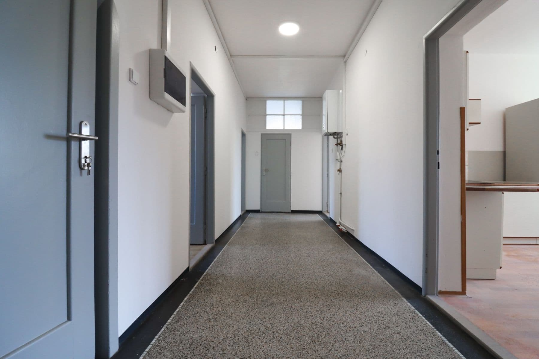 4 bedroom flat to rent, 18 m², Štítarská, Kolín, Středočeský Region 4 bedroom flat to rent, 18 m², Štítarská, Kolín, Středočeský Region