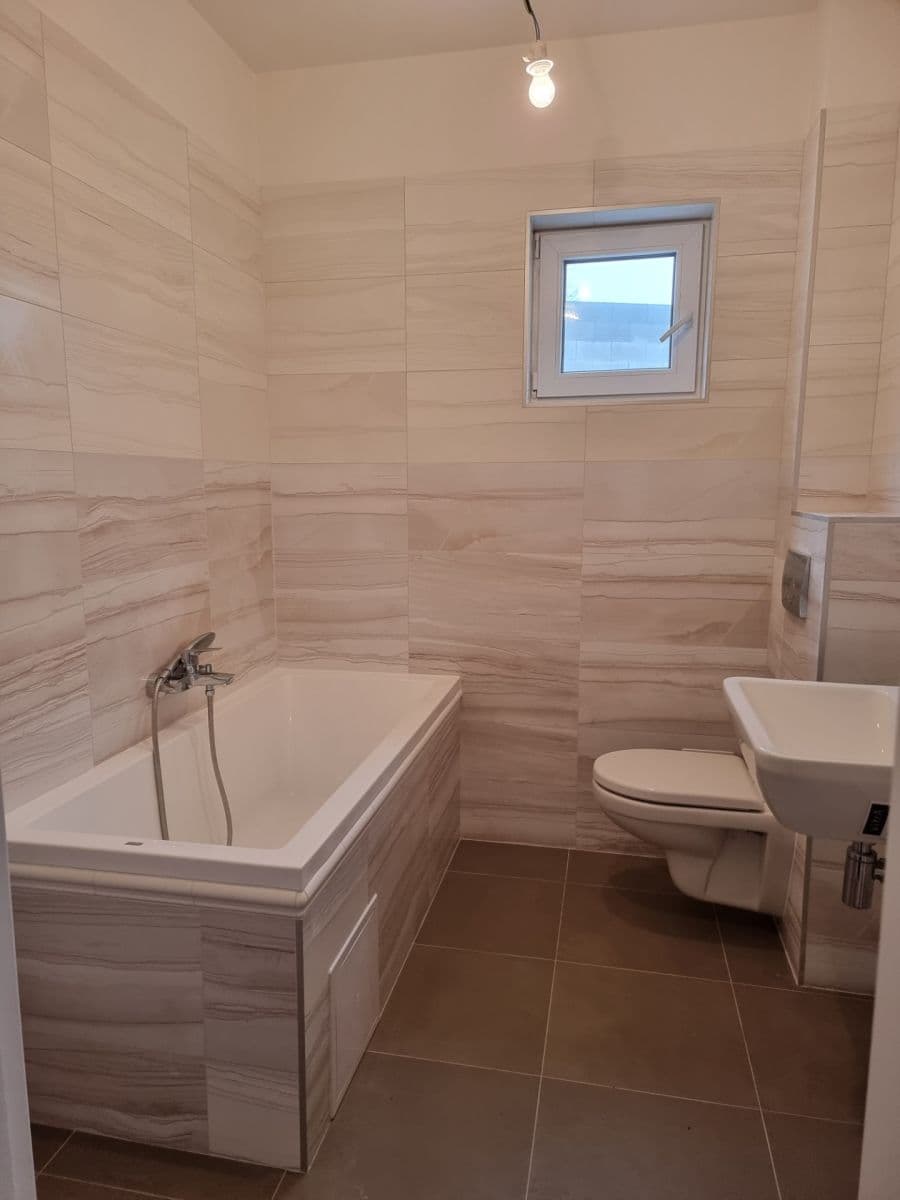 house for sale, 130 m², Chržín, Středočeský Region house for sale, 130 m², Chržín, Středočeský Region