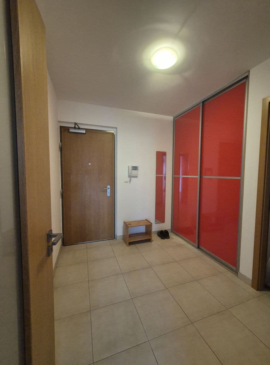 2 bedroom with open-plan kitchen flat to rent, 85 m², Brunclíkova, Prague, Prague 2 bedroom with open-plan kitchen flat to rent, 85 m², Brunclíkova, Prague, Prague