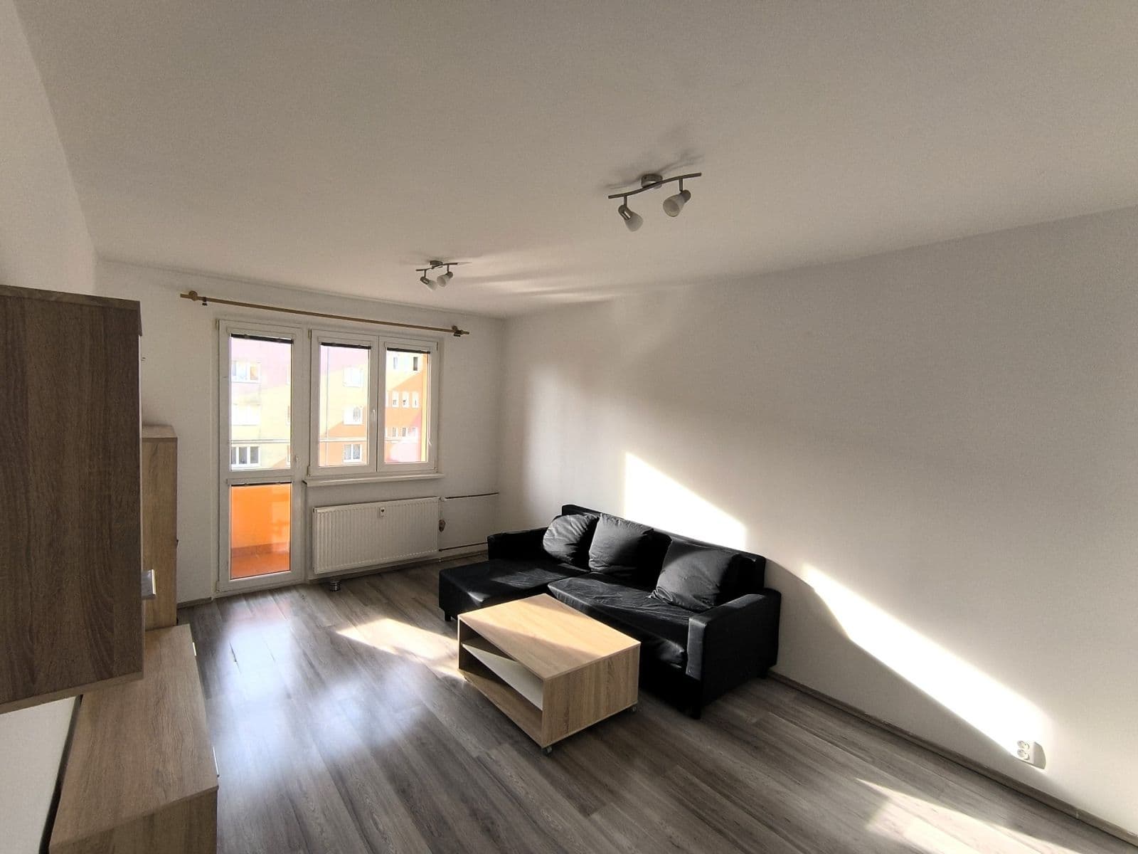 2 bedroom flat to rent, 55 m², Říjnová, Chodov, Karlovarský Region 2 bedroom flat to rent, 55 m², Říjnová, Chodov, Karlovarský Region