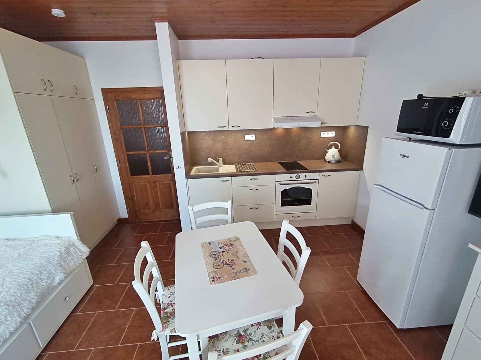 Studio flat to rent, 22 m², Medlov, Jihomoravský Region Studio flat to rent, 22 m², Medlov, Jihomoravský Region