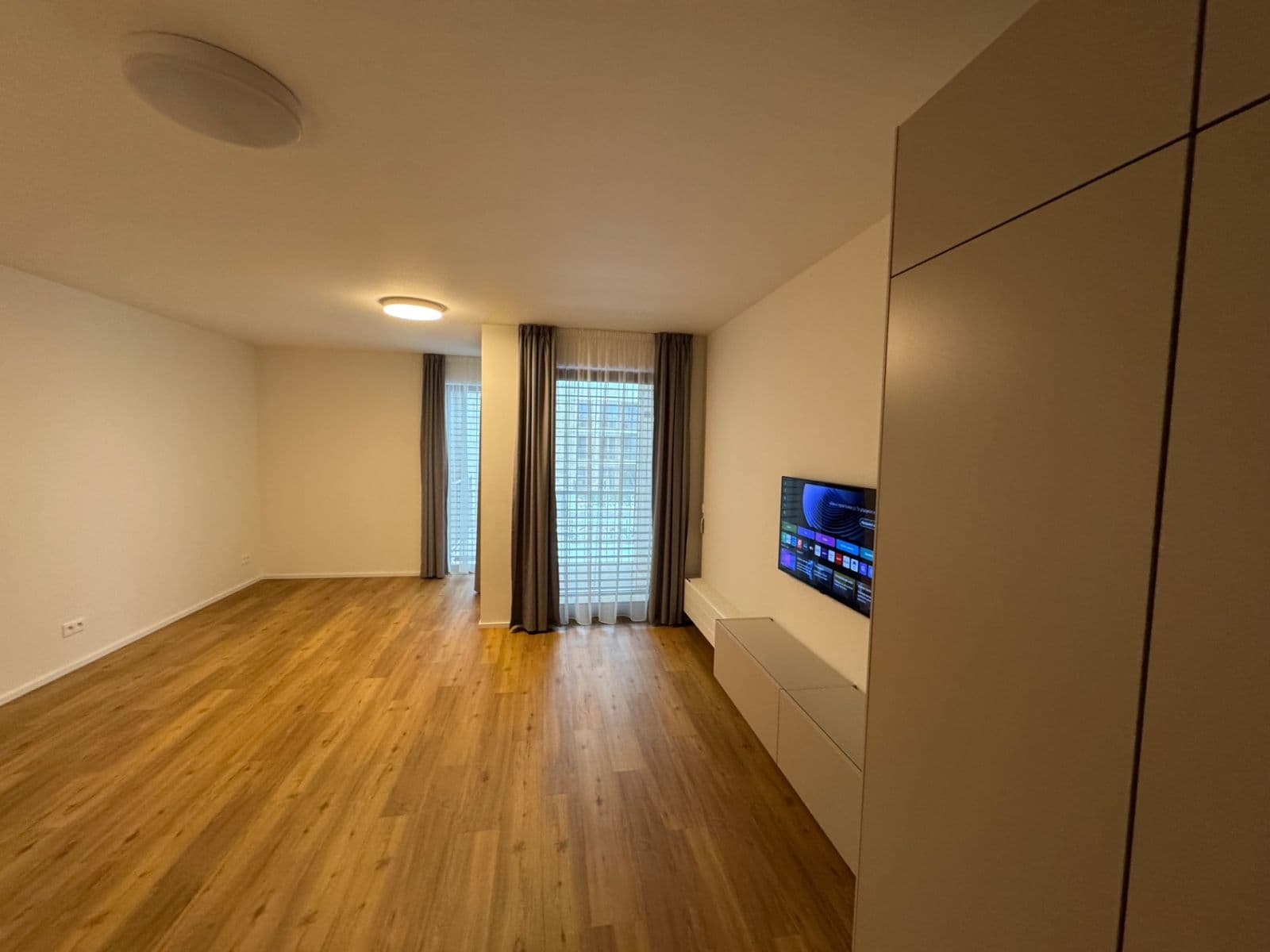 Studio flat to rent, 42 m², Dřevčická, Brandýs nad Labem-Stará Boleslav, Středočeský Region Studio flat to rent, 42 m², Dřevčická, Brandýs nad Labem-Stará Boleslav, Středočeský Region