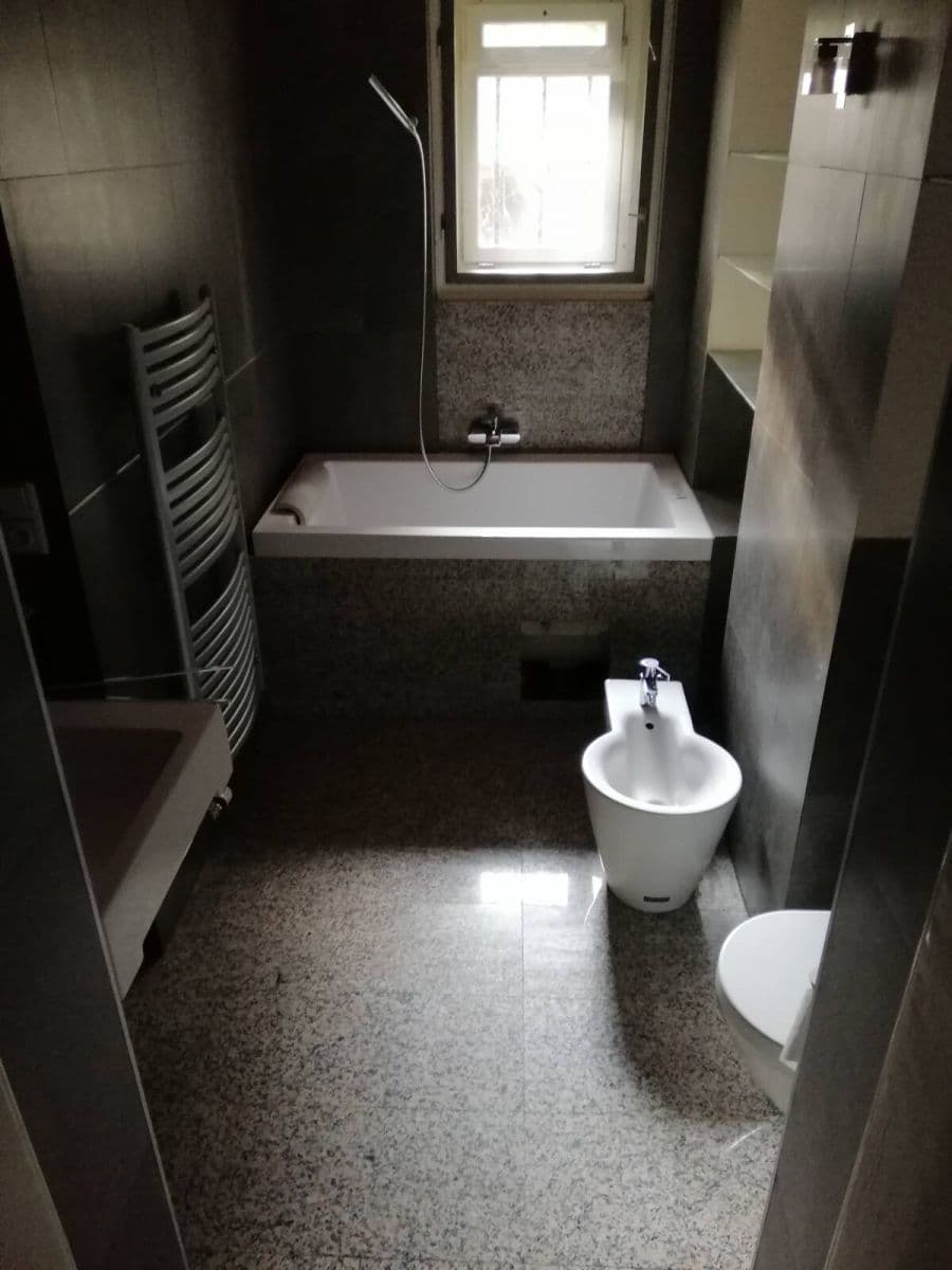 2 bedroom flat to rent, 62 m², Macharovo náměstí, Prague, Prague 2 bedroom flat to rent, 62 m², Macharovo náměstí, Prague, Prague