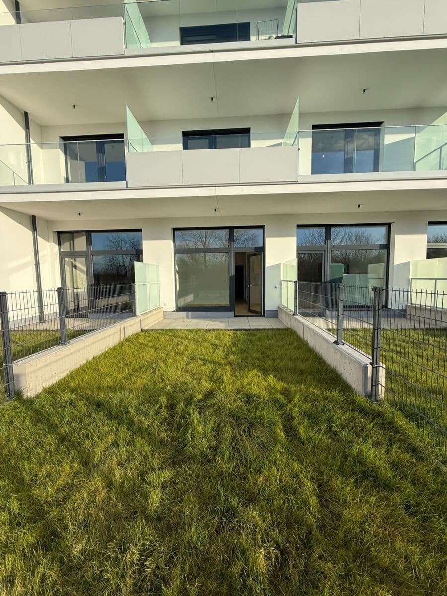 Studio flat to rent, 35 m², třída Generála Píky, Brno, Jihomoravský Region Studio flat to rent, 35 m², třída Generála Píky, Brno, Jihomoravský Region