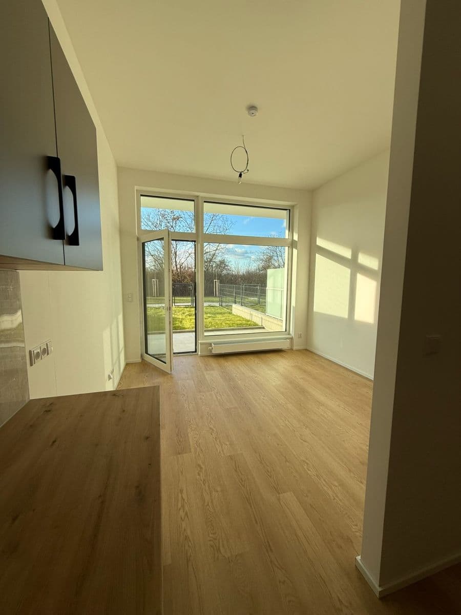 Studio flat to rent, 35 m², třída Generála Píky, Brno, Jihomoravský Region Studio flat to rent, 35 m², třída Generála Píky, Brno, Jihomoravský Region