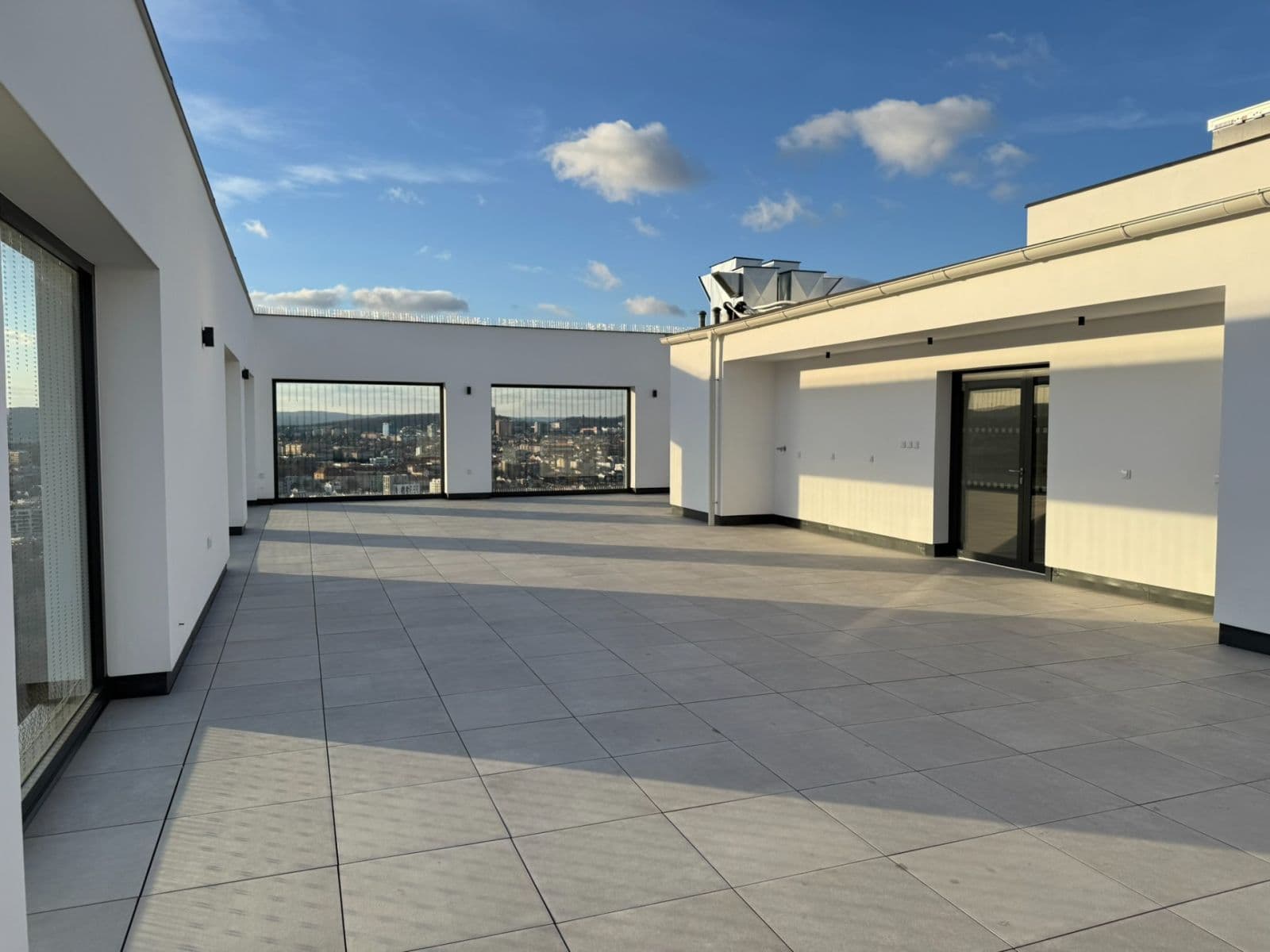 Studio flat to rent, 35 m², třída Generála Píky, Brno, Jihomoravský Region Studio flat to rent, 35 m², třída Generála Píky, Brno, Jihomoravský Region