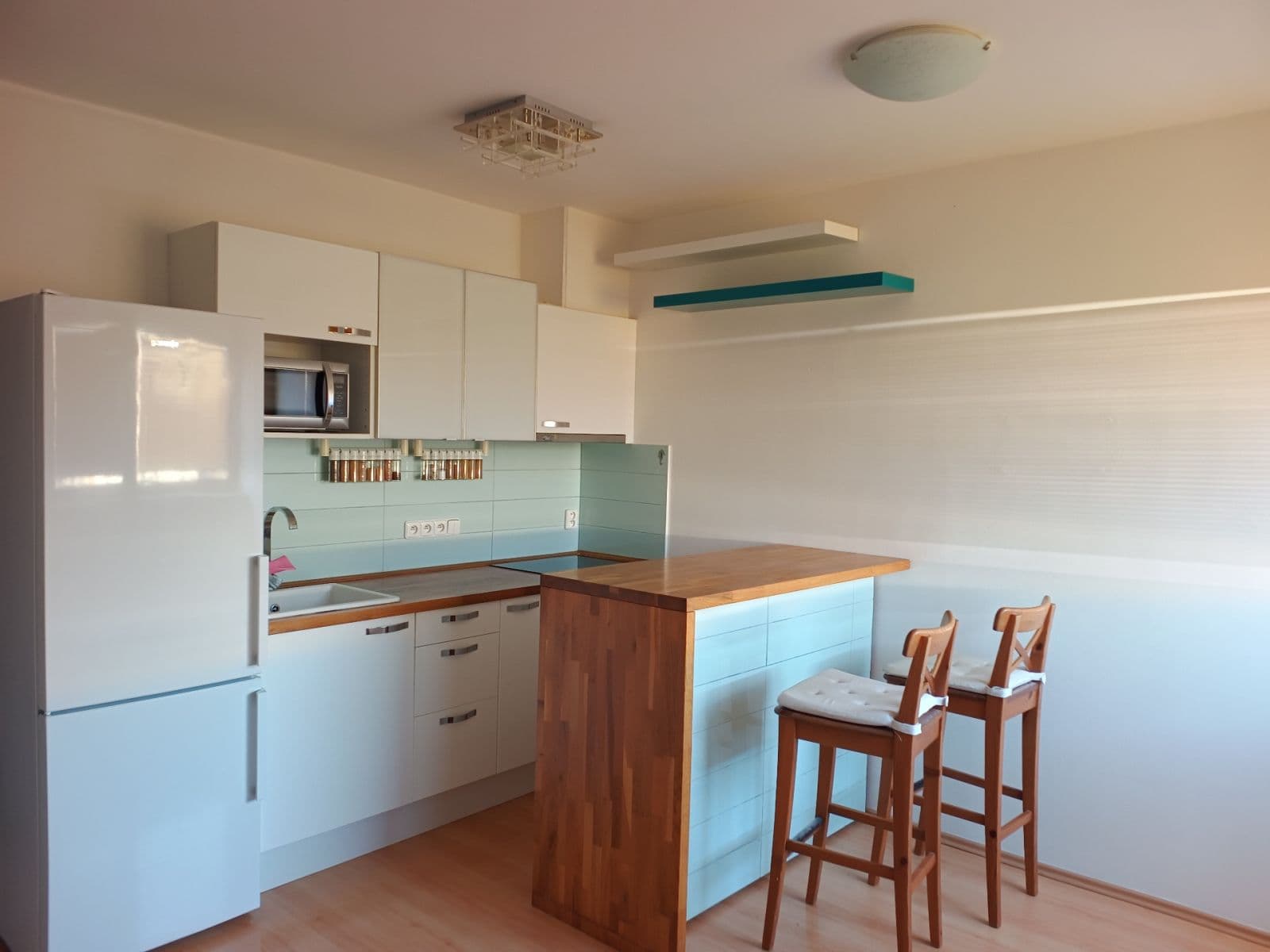 Studio flat to rent, 24 m², Ke Škole, Mníšek pod Brdy, Středočeský Region Studio flat to rent, 24 m², Ke Škole, Mníšek pod Brdy, Středočeský Region