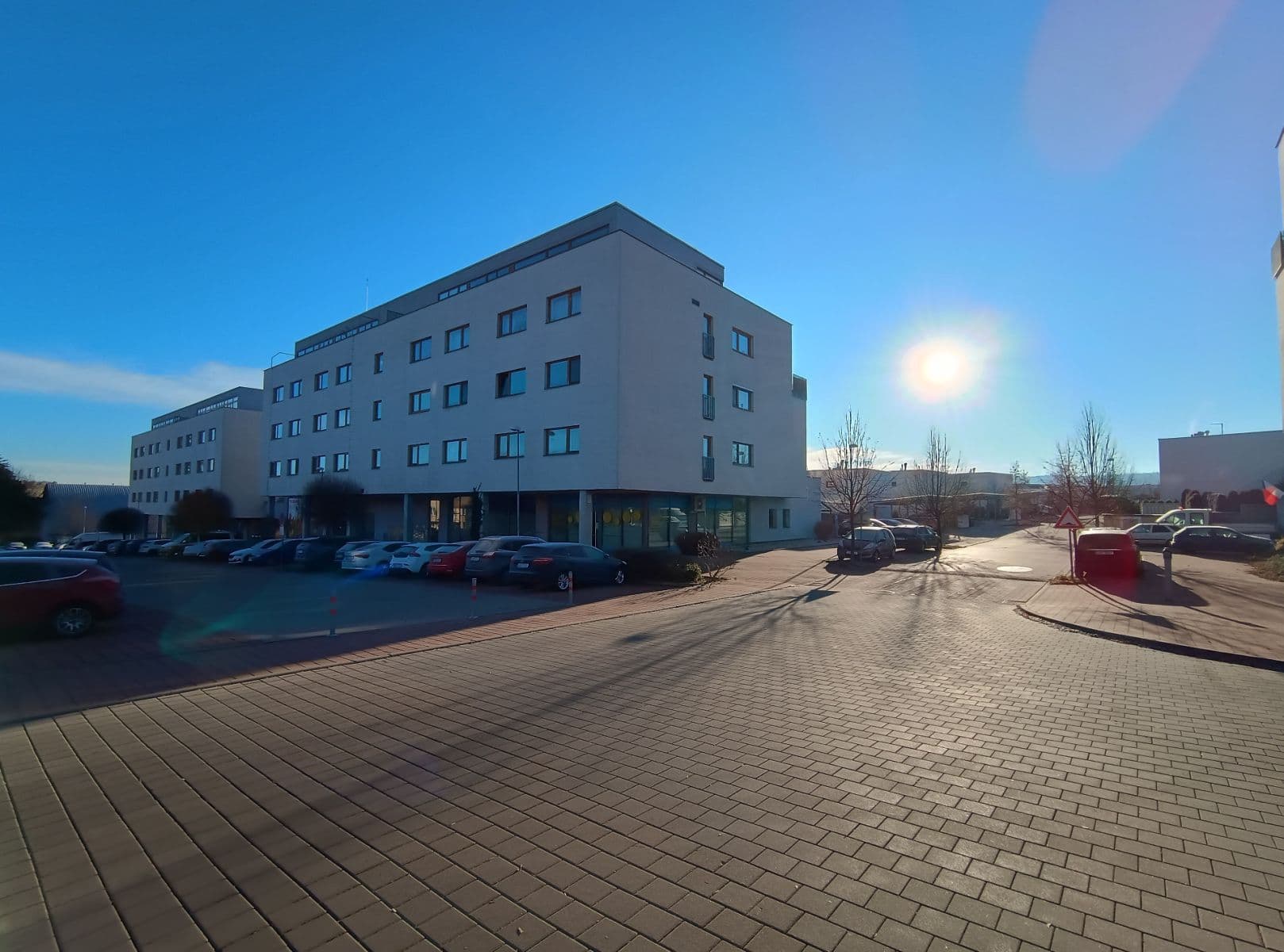 Studio flat to rent, 24 m², Ke Škole, Mníšek pod Brdy, Středočeský Region Studio flat to rent, 24 m², Ke Škole, Mníšek pod Brdy, Středočeský Region