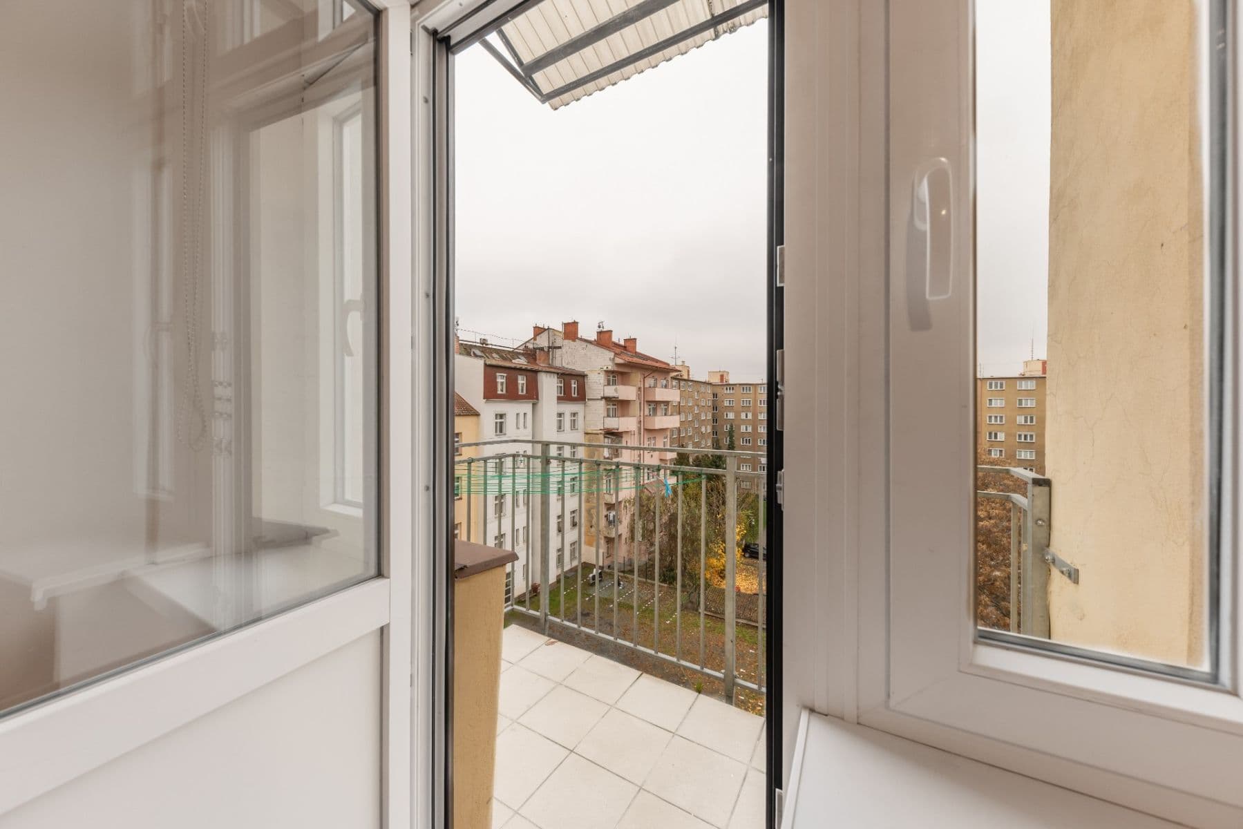 1 bedroom with open-plan kitchen flat for sale, 55 m², Drahobejlova, Prague, Prague 1 bedroom with open-plan kitchen flat for sale, 55 m², Drahobejlova, Prague, Prague