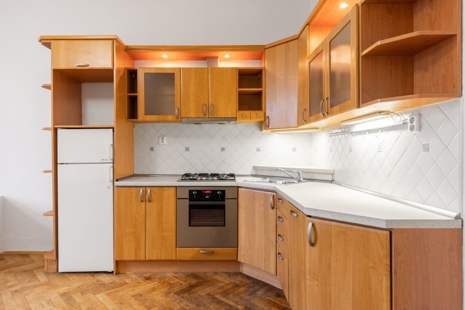 1 bedroom with open-plan kitchen flat for sale, 55 m², Drahobejlova, Prague, Prague 1 bedroom with open-plan kitchen flat for sale, 55 m², Drahobejlova, Prague, Prague