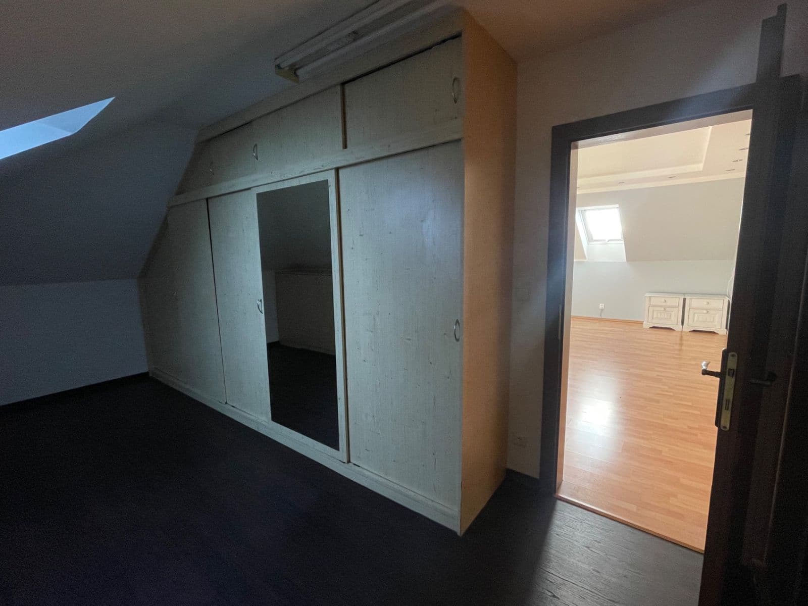 house to rent, 400 m², Roblín, Středočeský Region house to rent, 400 m², Roblín, Středočeský Region