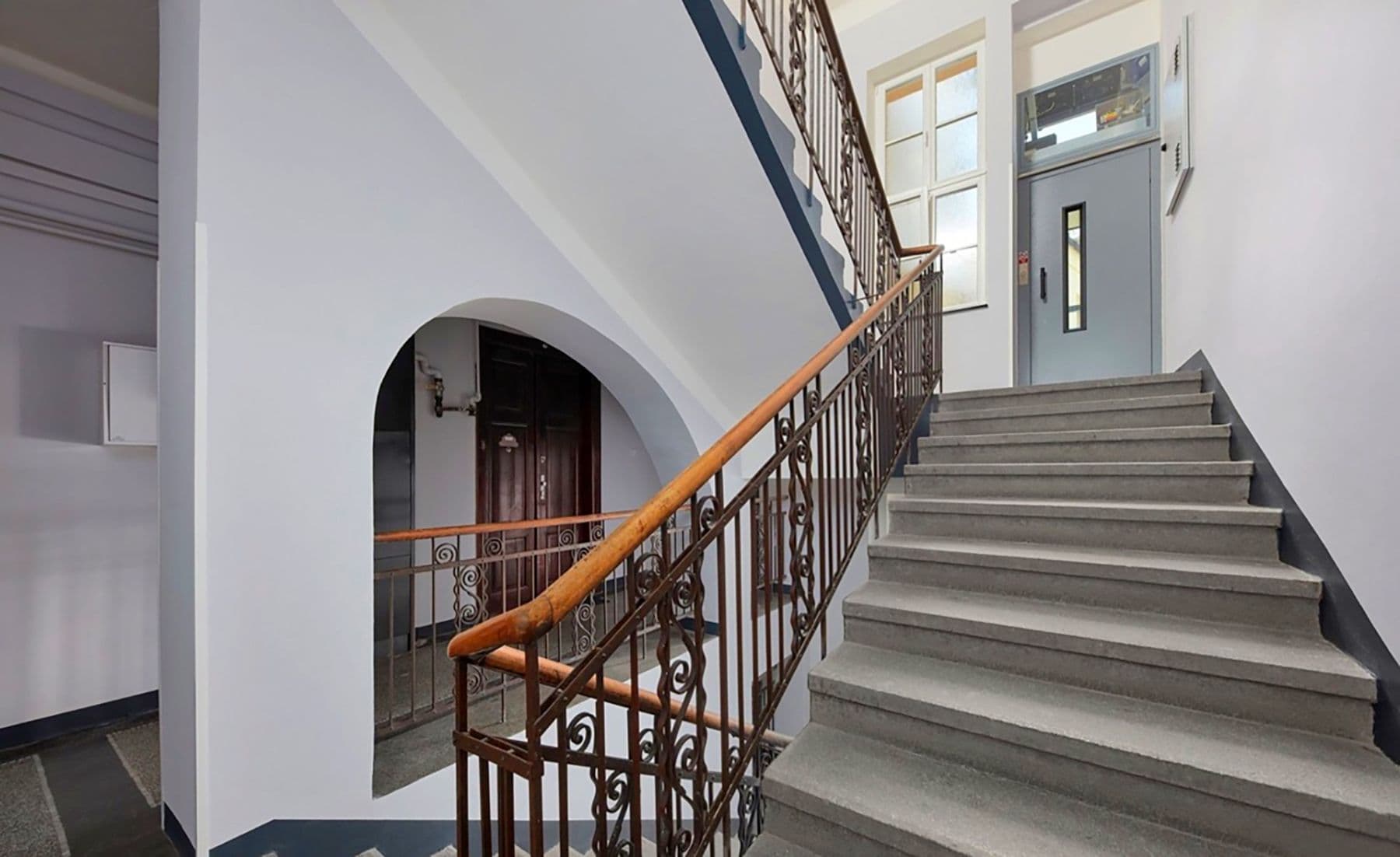 2 bedroom with open-plan kitchen flat to rent, 205 m², Mojmírova, Prague, Prague 2 bedroom with open-plan kitchen flat to rent, 205 m², Mojmírova, Prague, Prague