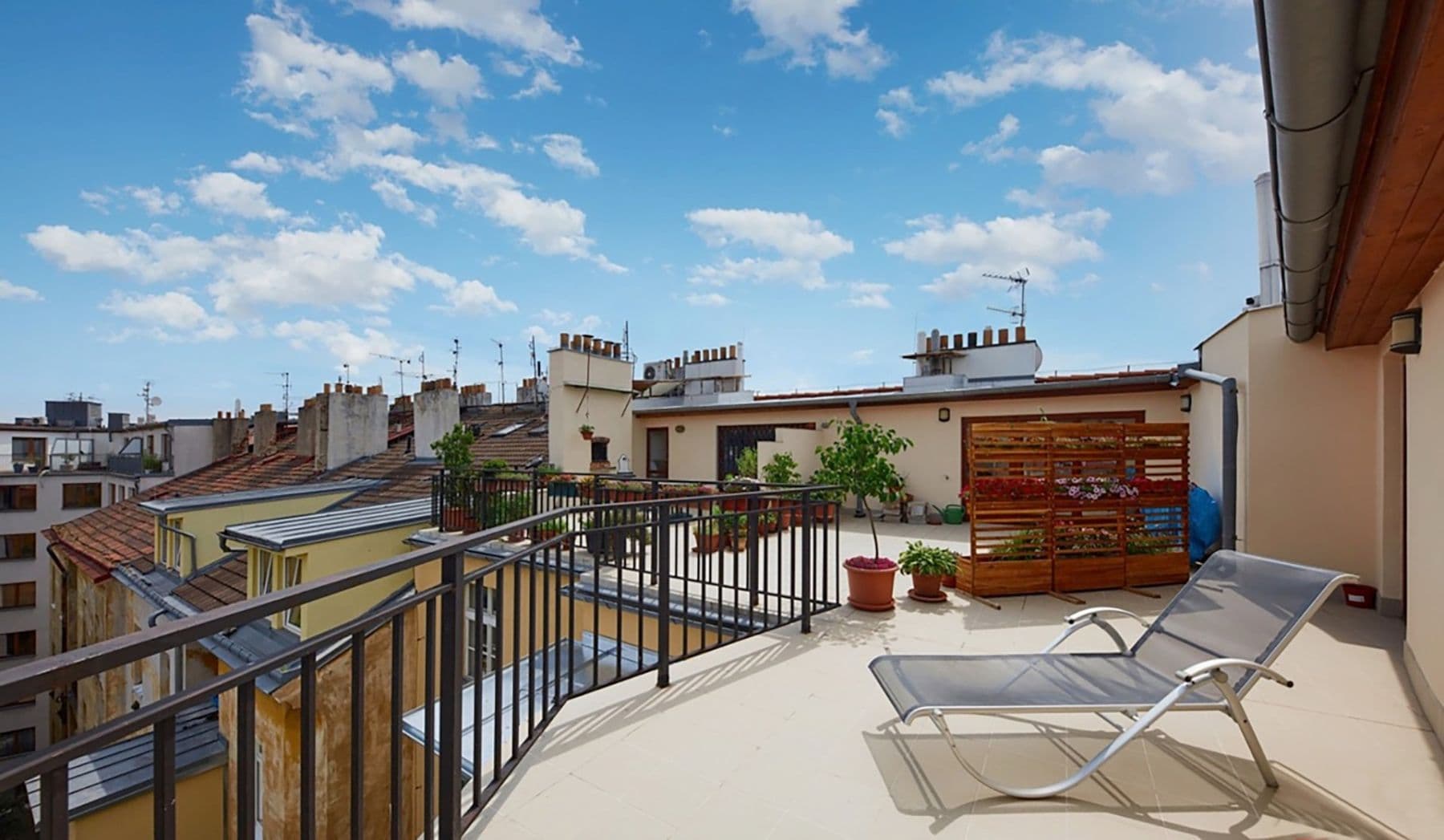 2 bedroom with open-plan kitchen flat to rent, 205 m², Mojmírova, Prague, Prague 2 bedroom with open-plan kitchen flat to rent, 205 m², Mojmírova, Prague, Prague