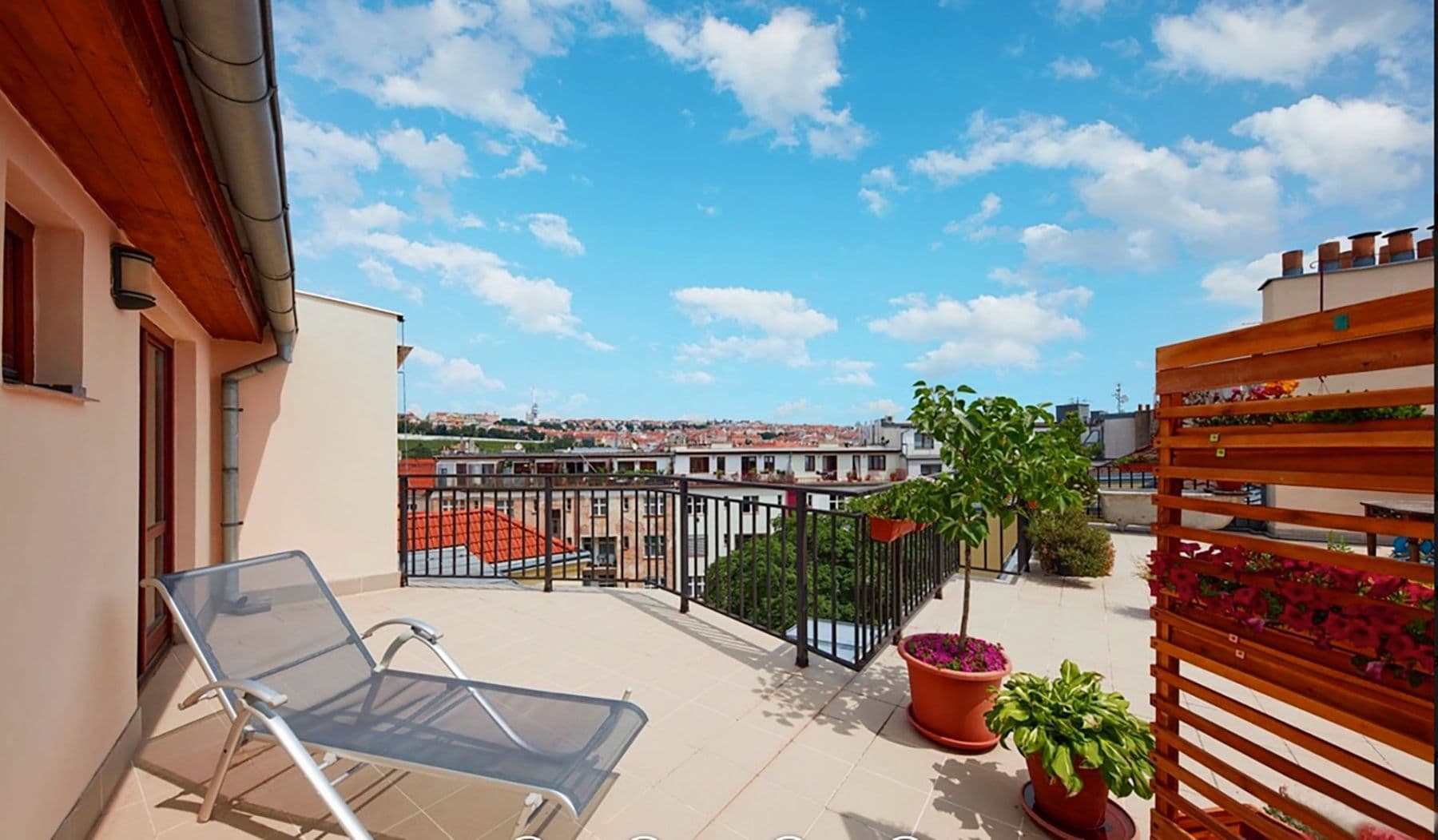 2 bedroom with open-plan kitchen flat to rent, 205 m², Mojmírova, Prague, Prague 2 bedroom with open-plan kitchen flat to rent, 205 m², Mojmírova, Prague, Prague