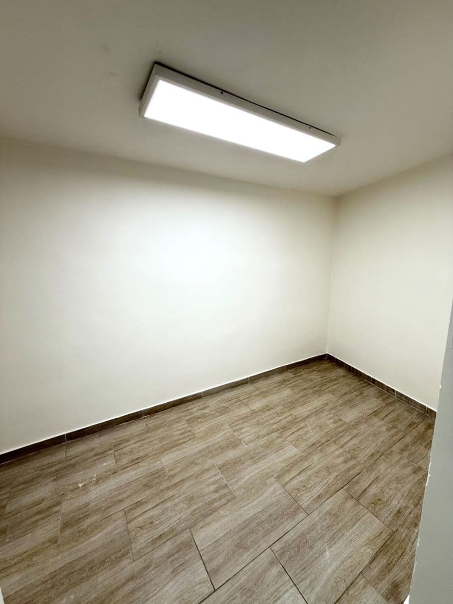 house to rent, 140 m², Mělnická, Tišice, Středočeský Region house to rent, 140 m², Mělnická, Tišice, Středočeský Region