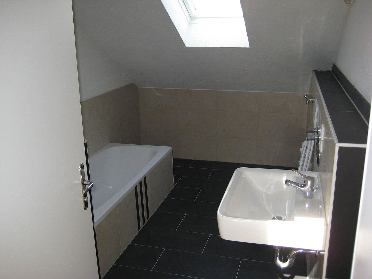 1 bedroom with open-plan kitchen flat to rent, 73 m², Hettenshausen / Jahnhöhe, Bavaria 1 bedroom with open-plan kitchen flat to rent, 73 m², Hettenshausen / Jahnhöhe, Bavaria