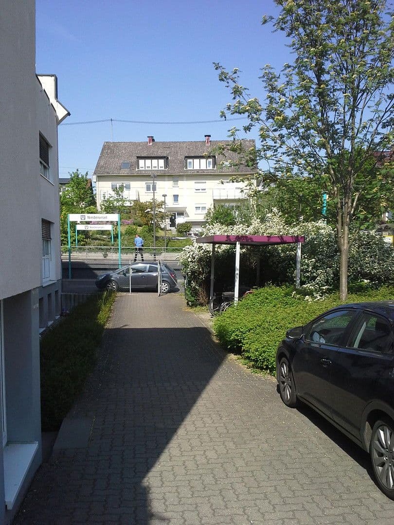 office to rent, 92 m², Krautgartenweg 1, Frankfurt Niederursel, Hesse office to rent, 92 m², Krautgartenweg 1, Frankfurt Niederursel, Hesse