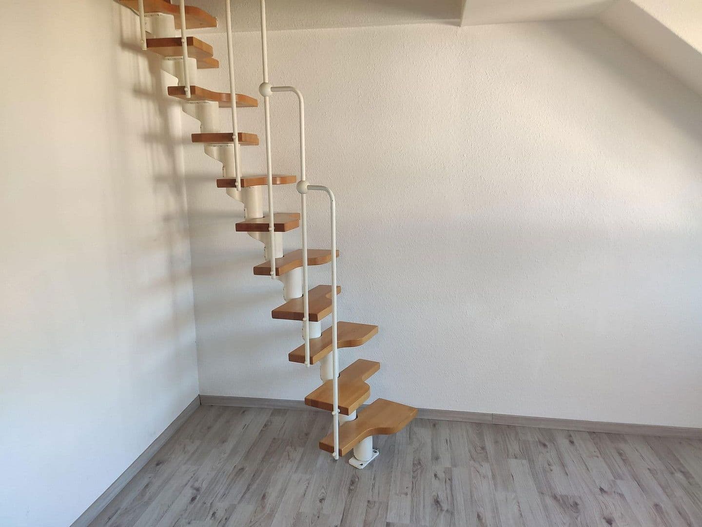 1 bedroom flat to rent, 20 m², Bergstaffelstraße 4, Stuttgart, Baden-Württemberg 1 bedroom flat to rent, 20 m², Bergstaffelstraße 4, Stuttgart, Baden-Württemberg