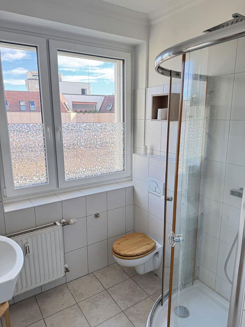 4 bedroom flat to rent, 100 m², Villacherstrasse 1B, Klagenfurt, Carinthia 4 bedroom flat to rent, 100 m², Villacherstrasse 1B, Klagenfurt, Carinthia