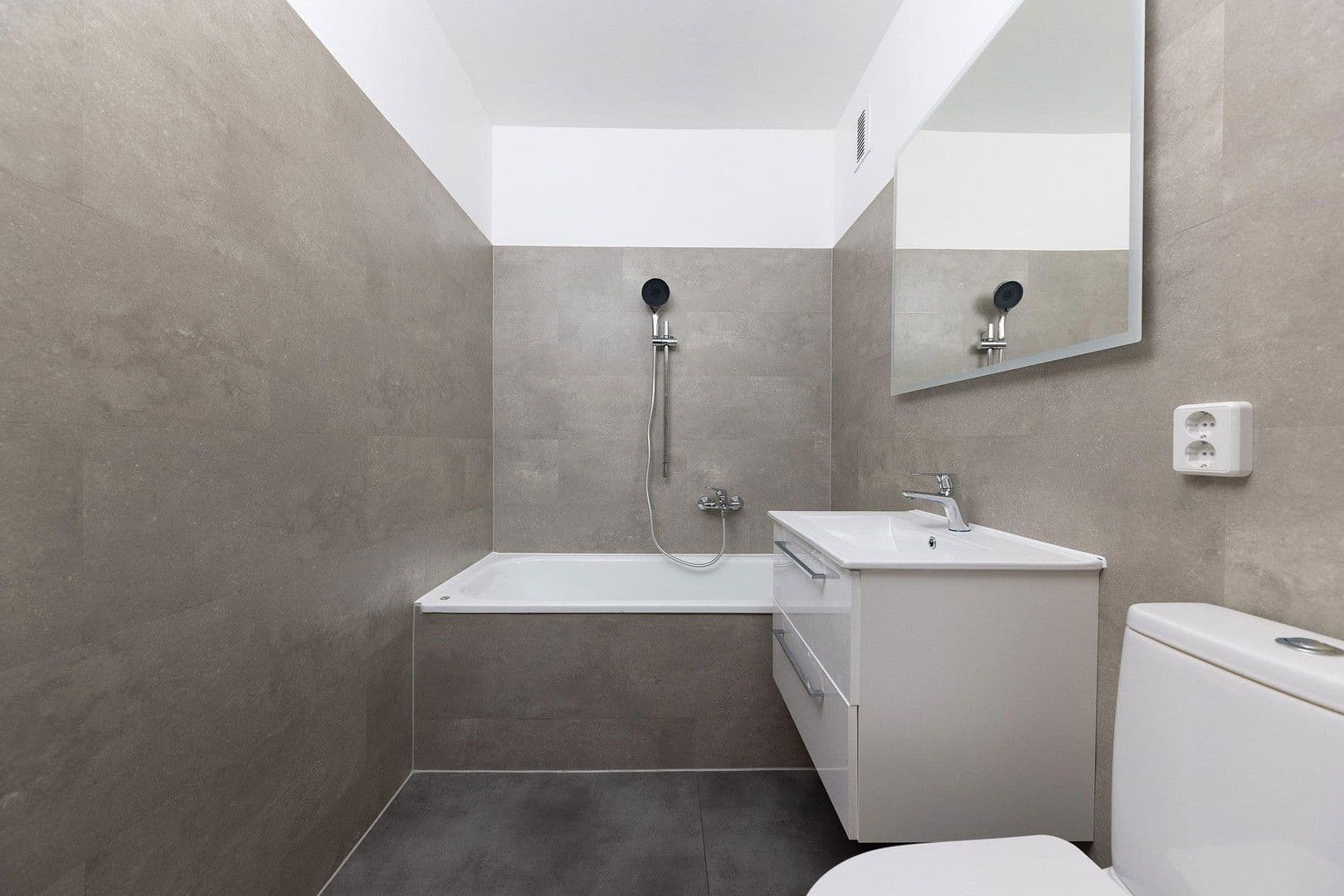 3 bedroom flat to rent, 90 m², Rotfuchsstraße 19, Leipzig, Saxony 3 bedroom flat to rent, 90 m², Rotfuchsstraße 19, Leipzig, Saxony