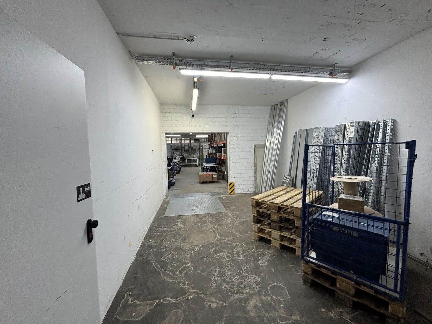 non-residential property to rent, 285 m², Münsterstrasse 330, Düsseldorf, North Rhine-Westphalia non-residential property to rent, 285 m², Münsterstrasse 330, Düsseldorf, North Rhine-Westphalia