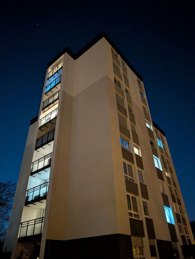 2 bedroom with open-plan kitchen flat to rent, 74 m², Leverkusen, North Rhine-Westphalia 2 bedroom with open-plan kitchen flat to rent, 74 m², Leverkusen, North Rhine-Westphalia