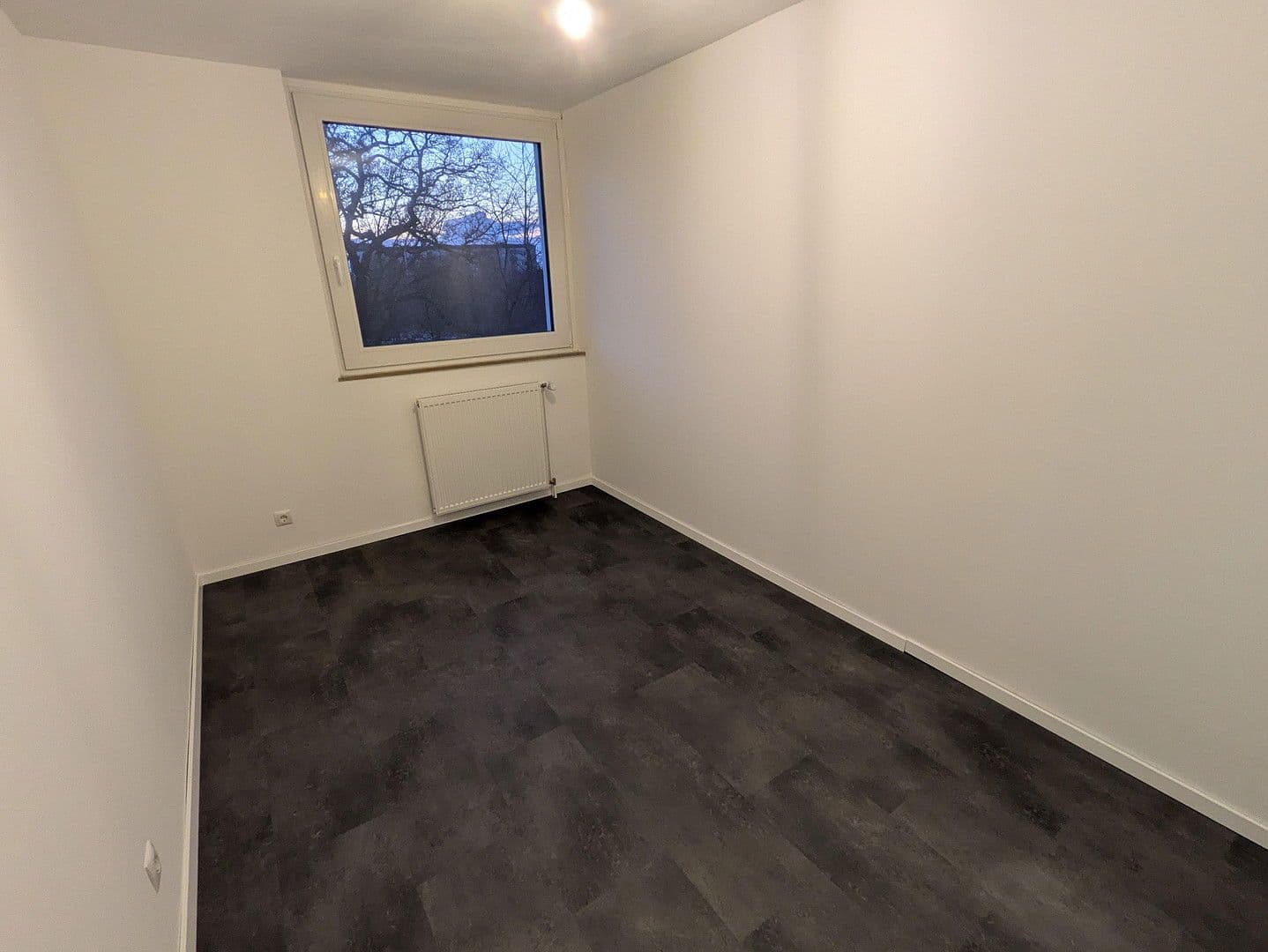 2 bedroom with open-plan kitchen flat to rent, 74 m², Leverkusen, North Rhine-Westphalia 2 bedroom with open-plan kitchen flat to rent, 74 m², Leverkusen, North Rhine-Westphalia