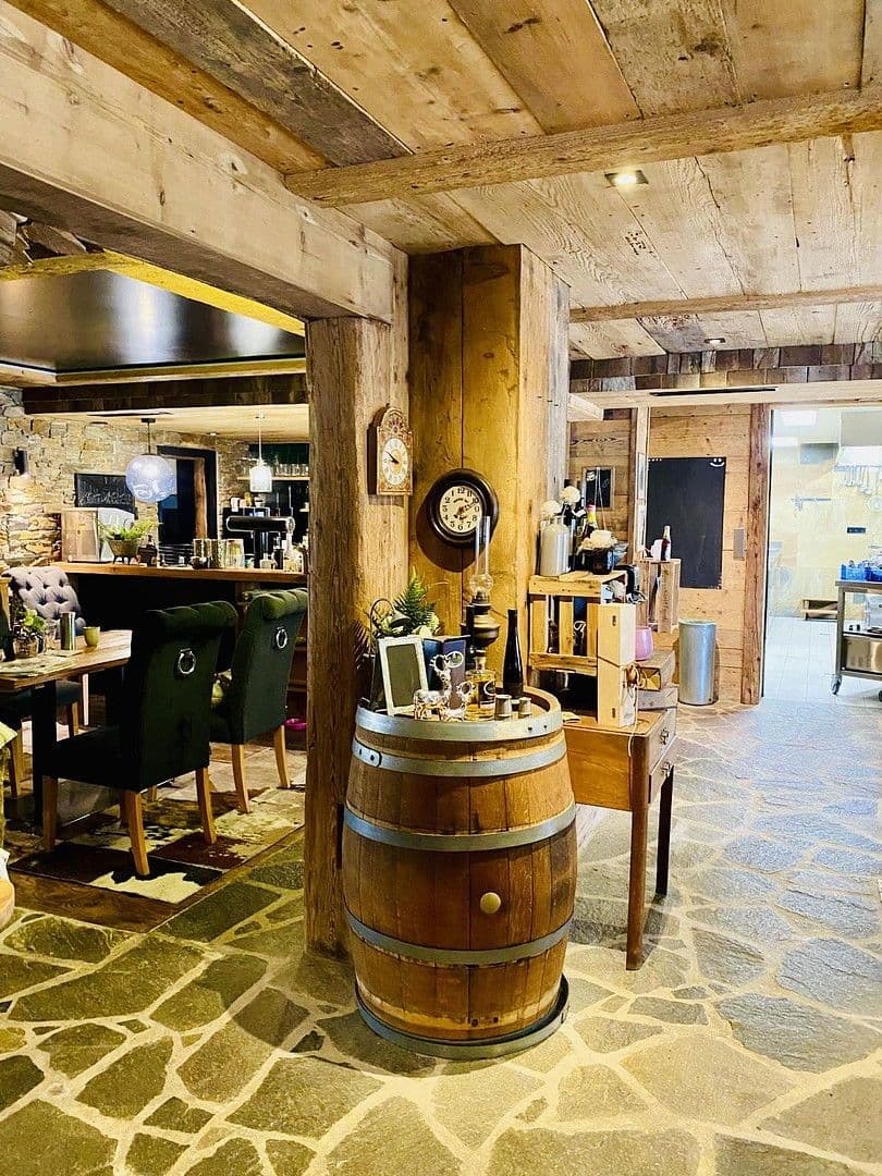 non-residential property for sale, 1,100 m², Hauptstraße 40, Klettgau, Baden-Württemberg non-residential property for sale, 1,100 m², Hauptstraße 40, Klettgau, Baden-Württemberg