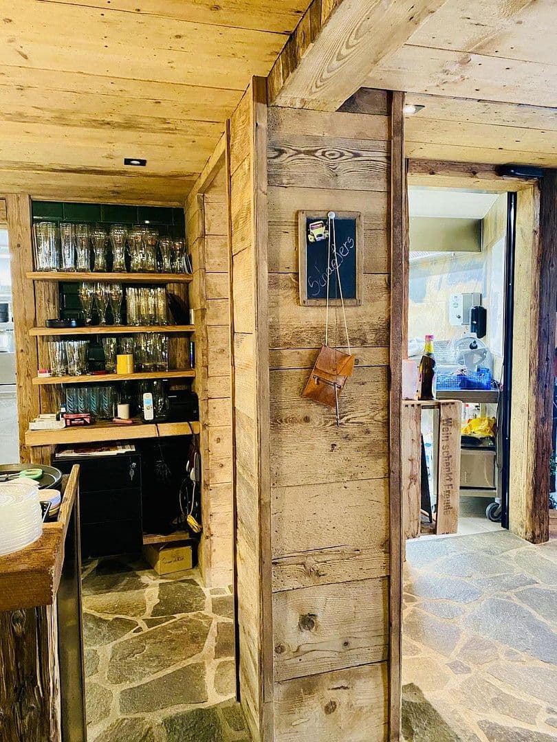 non-residential property for sale, 1,100 m², Hauptstraße 40, Klettgau, Baden-Württemberg non-residential property for sale, 1,100 m², Hauptstraße 40, Klettgau, Baden-Württemberg