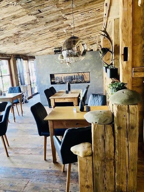 non-residential property for sale, 1,100 m², Hauptstraße 40, Klettgau, Baden-Württemberg non-residential property for sale, 1,100 m², Hauptstraße 40, Klettgau, Baden-Württemberg