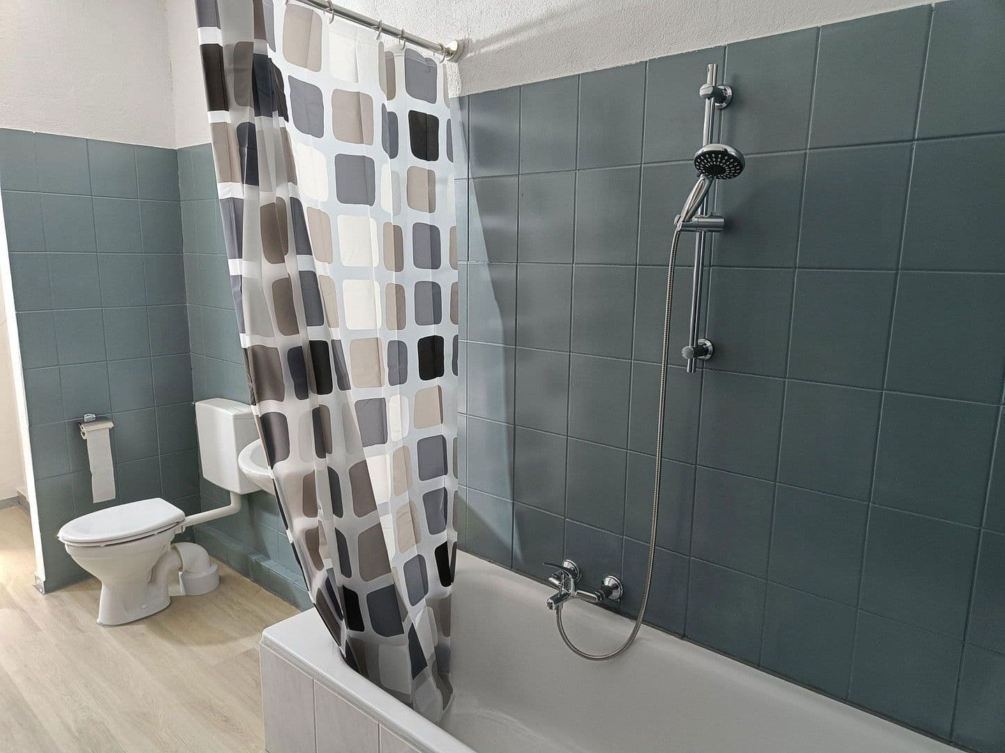 1 bedroom with open-plan kitchen flat to rent, 72 m², Ludwigshafen, Rhineland-Palatinate 1 bedroom with open-plan kitchen flat to rent, 72 m², Ludwigshafen, Rhineland-Palatinate