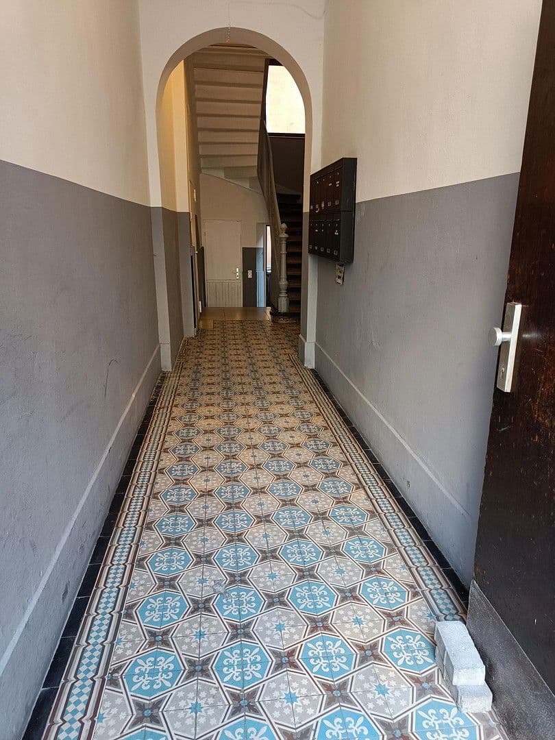 1 bedroom with open-plan kitchen flat to rent, 72 m², Ludwigshafen, Rhineland-Palatinate 1 bedroom with open-plan kitchen flat to rent, 72 m², Ludwigshafen, Rhineland-Palatinate