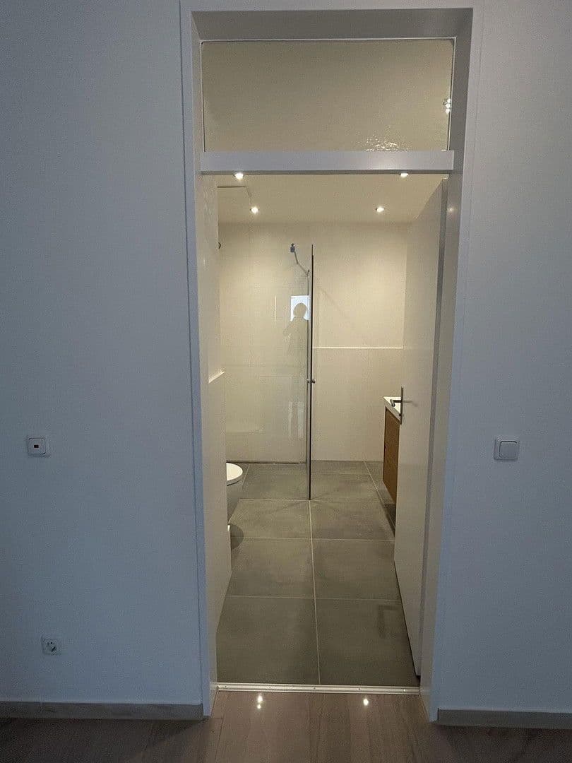 1 bedroom with open-plan kitchen flat to rent, 89 m², München, Bavaria 1 bedroom with open-plan kitchen flat to rent, 89 m², München, Bavaria