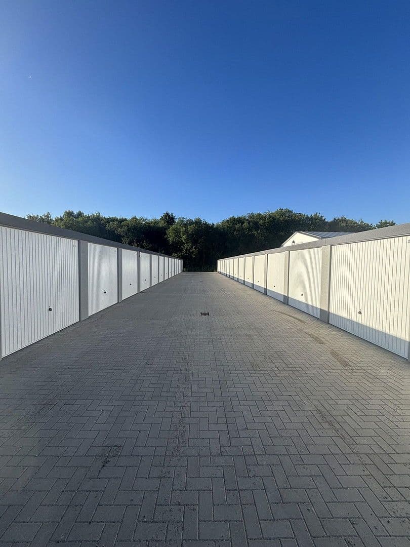 garage to rent, 18 m², An den Bäckerwiesen, Greifswald, Mecklenburg-Vorpommern garage to rent, 18 m², An den Bäckerwiesen, Greifswald, Mecklenburg-Vorpommern