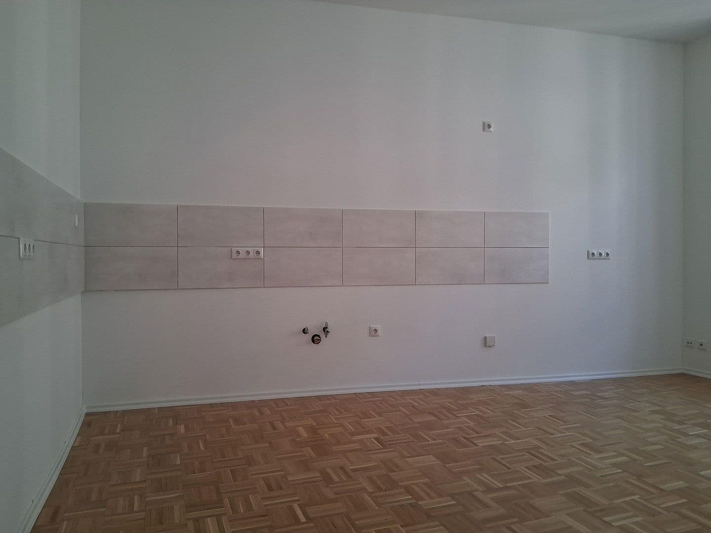 4 bedroom flat to rent, 140 m², Gera, Thuringia 4 bedroom flat to rent, 140 m², Gera, Thuringia