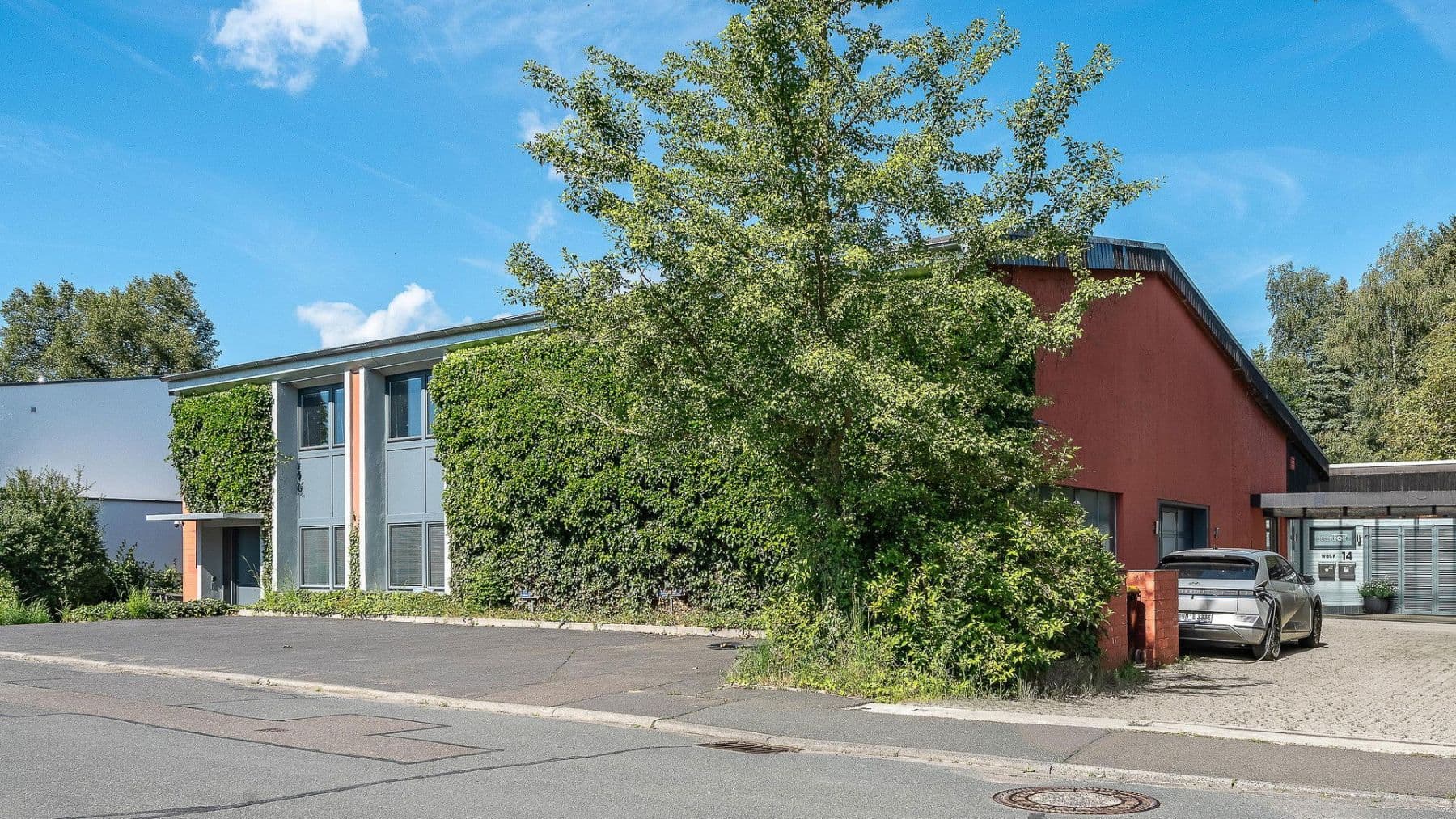 house for sale, 330 m², Daimlerstr. 14, Taunusstein, Hesse house for sale, 330 m², Daimlerstr. 14, Taunusstein, Hesse