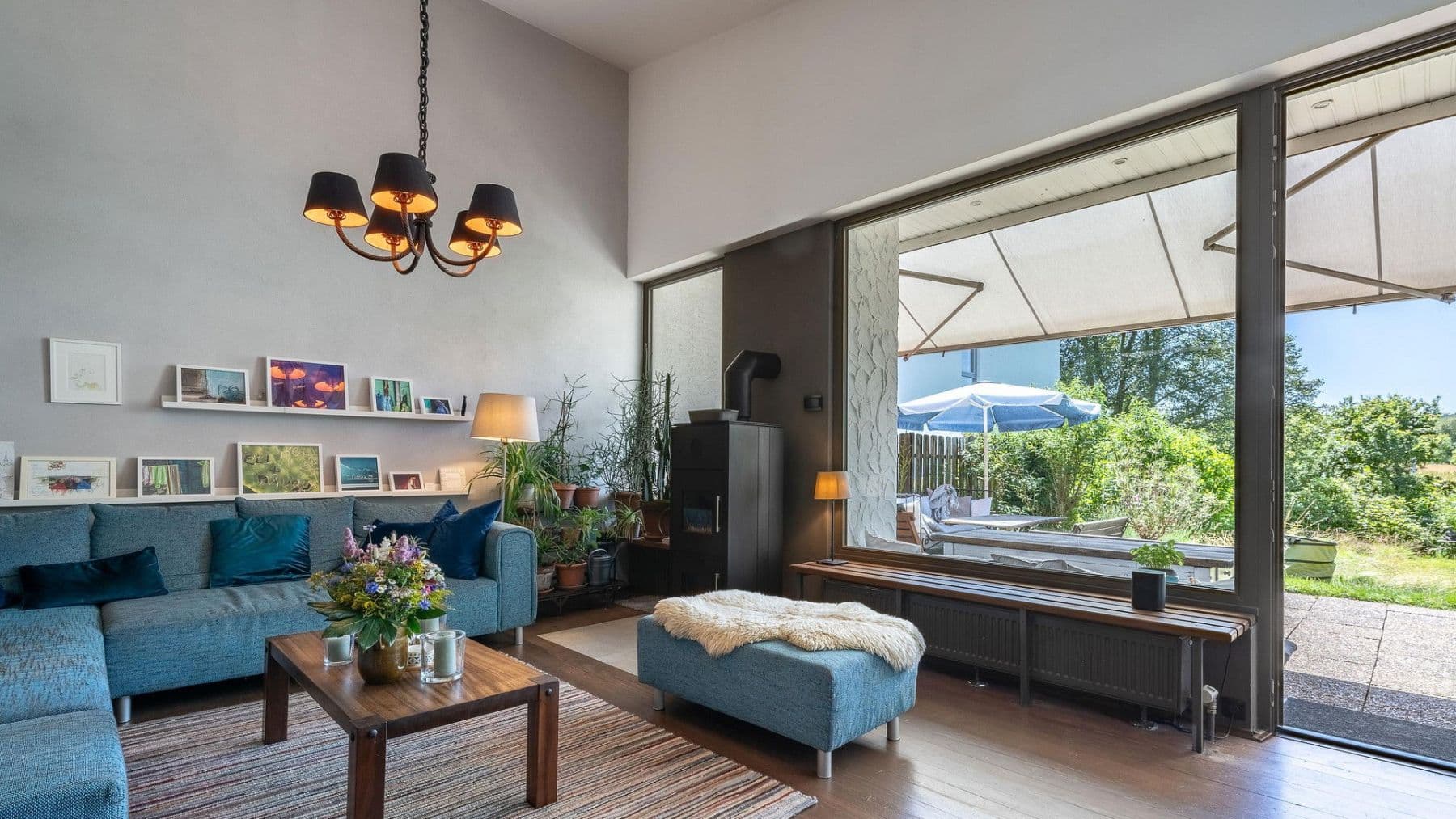 house for sale, 330 m², Daimlerstr. 14, Taunusstein, Hesse house for sale, 330 m², Daimlerstr. 14, Taunusstein, Hesse